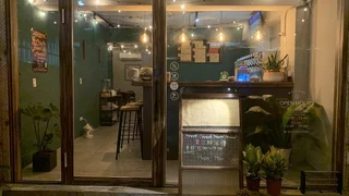 小倫家精釀啤酒餐酒館 the Rollin Beer 台中西區 精釀啤酒、餐酒館酒吧店家實拍照片
